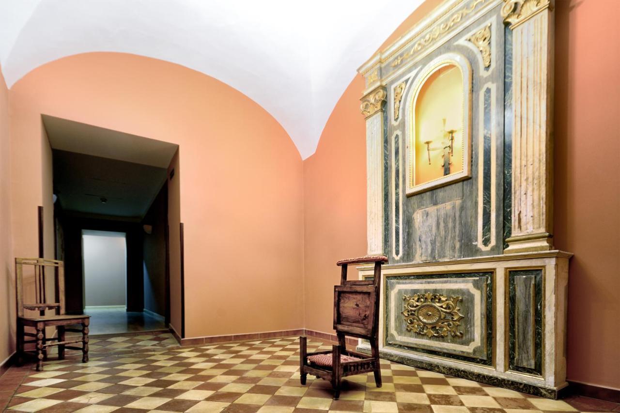 Sumaiya El Palacio كوريا المظهر الخارجي الصورة